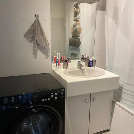 Appartamento T2 Avec Grande Terrasse Saint-Laurent-du-Var
